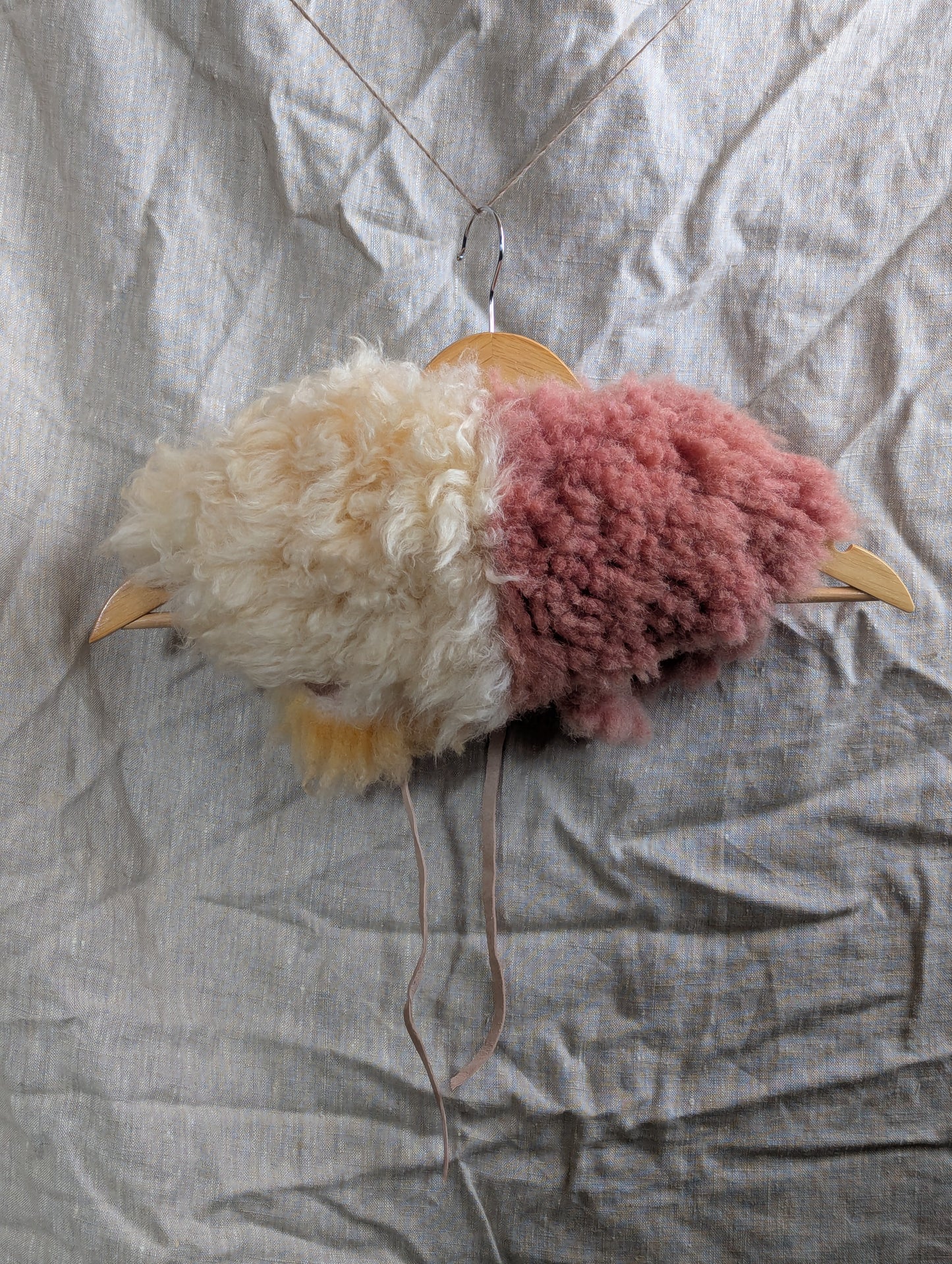 Large dyed collar #18