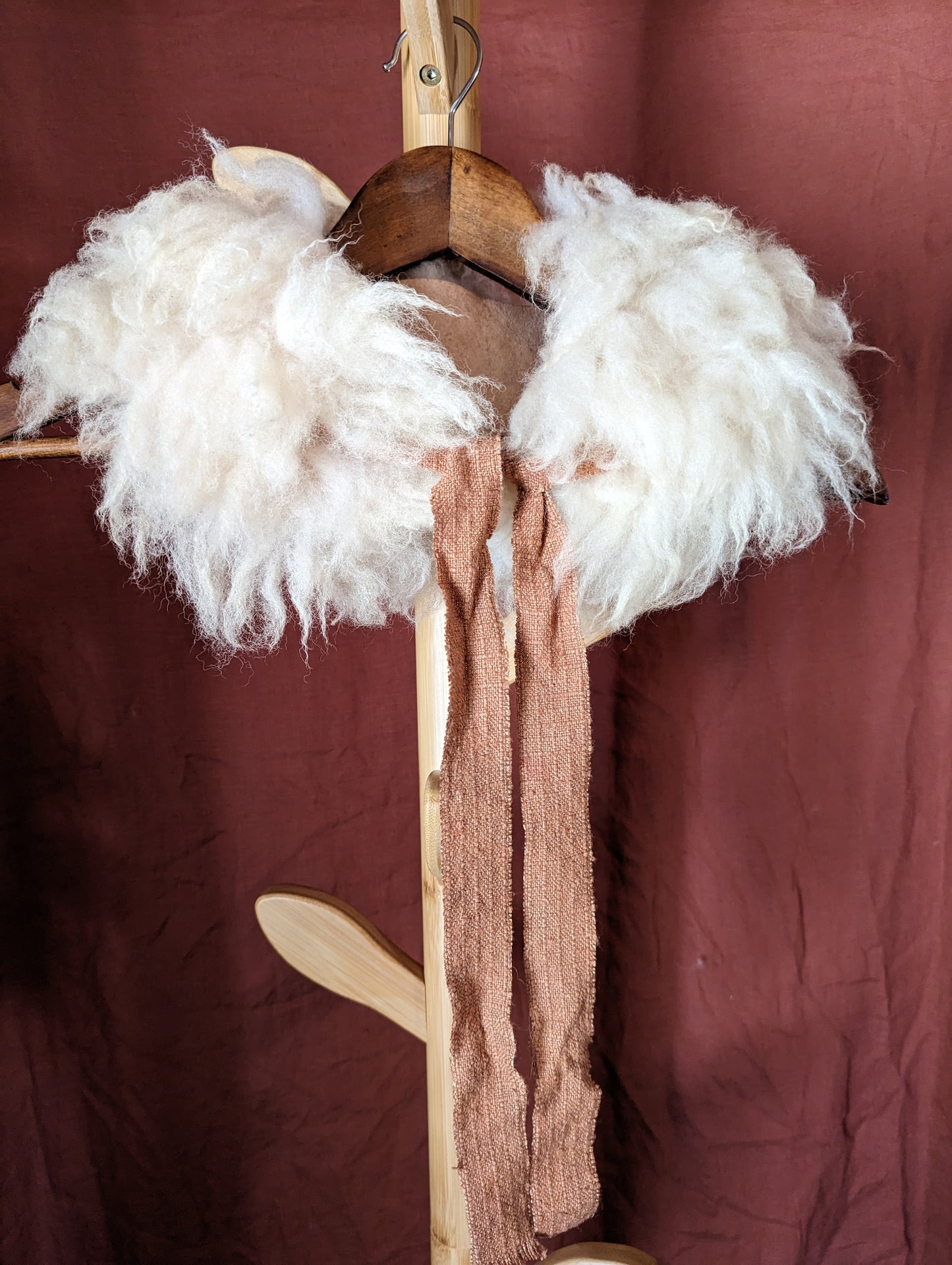 White & madder collar #8