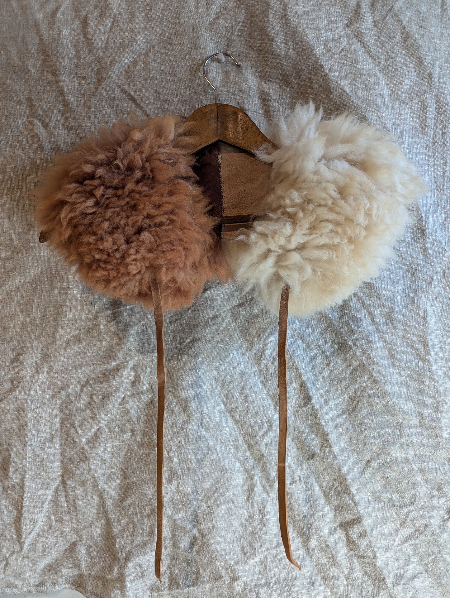 Sheepskin collar #1