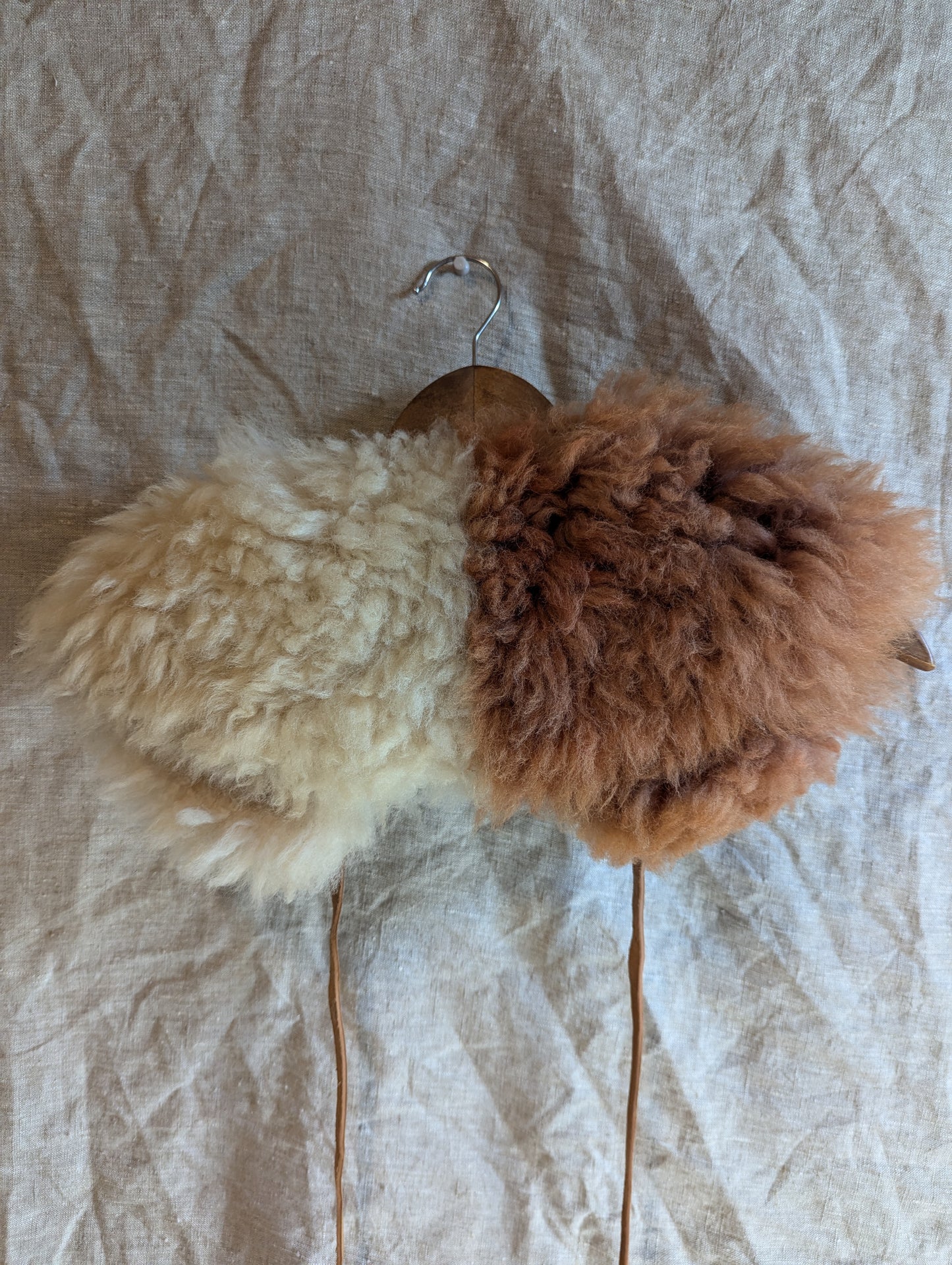 Sheepskin collar #1