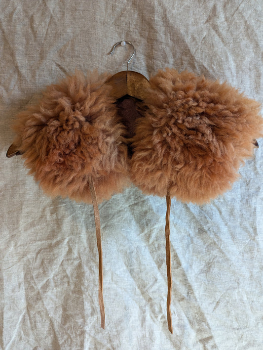 Sheepskin collar #2