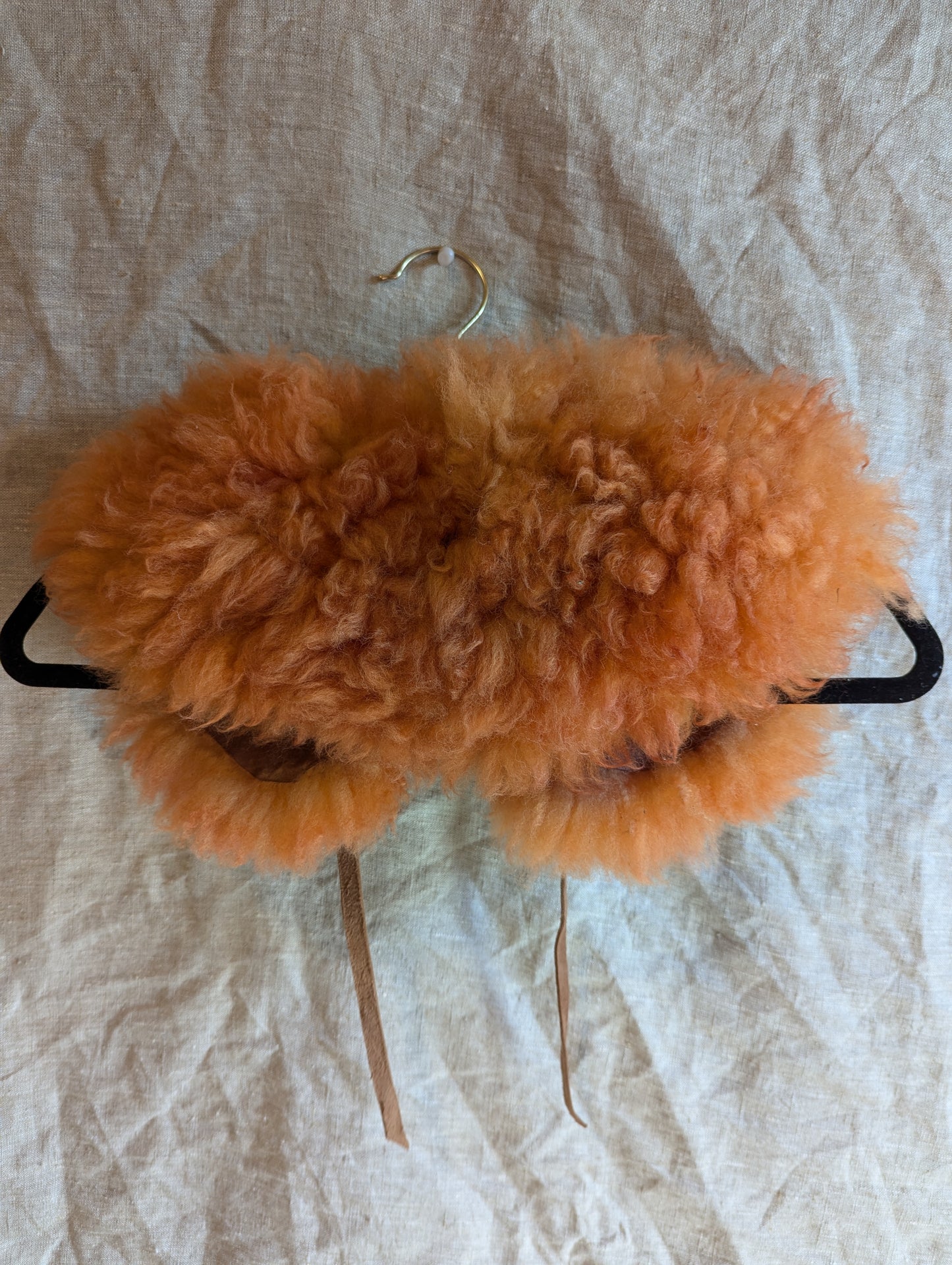 Sheepskin collar #3