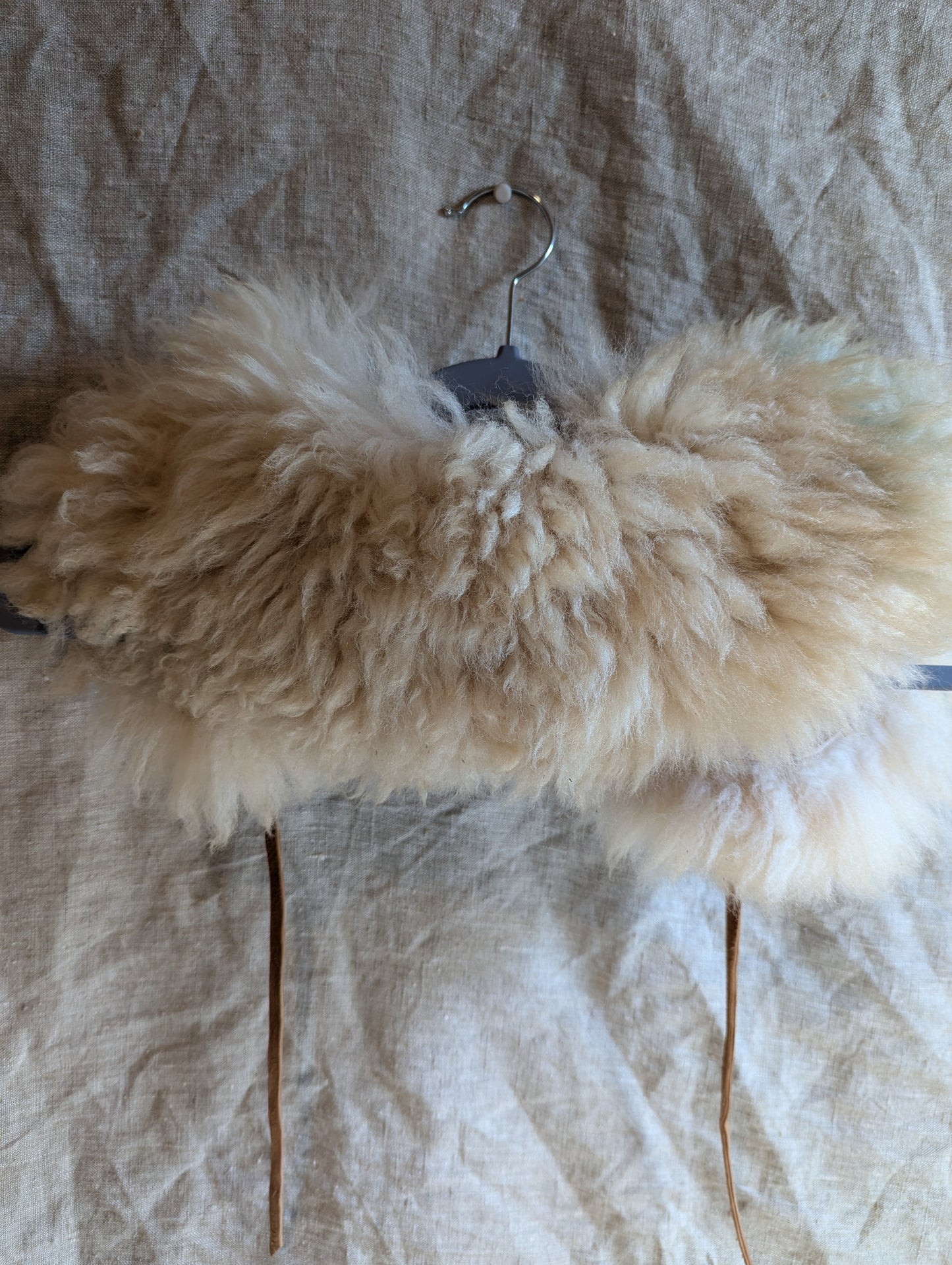 Sheepskin collar #10