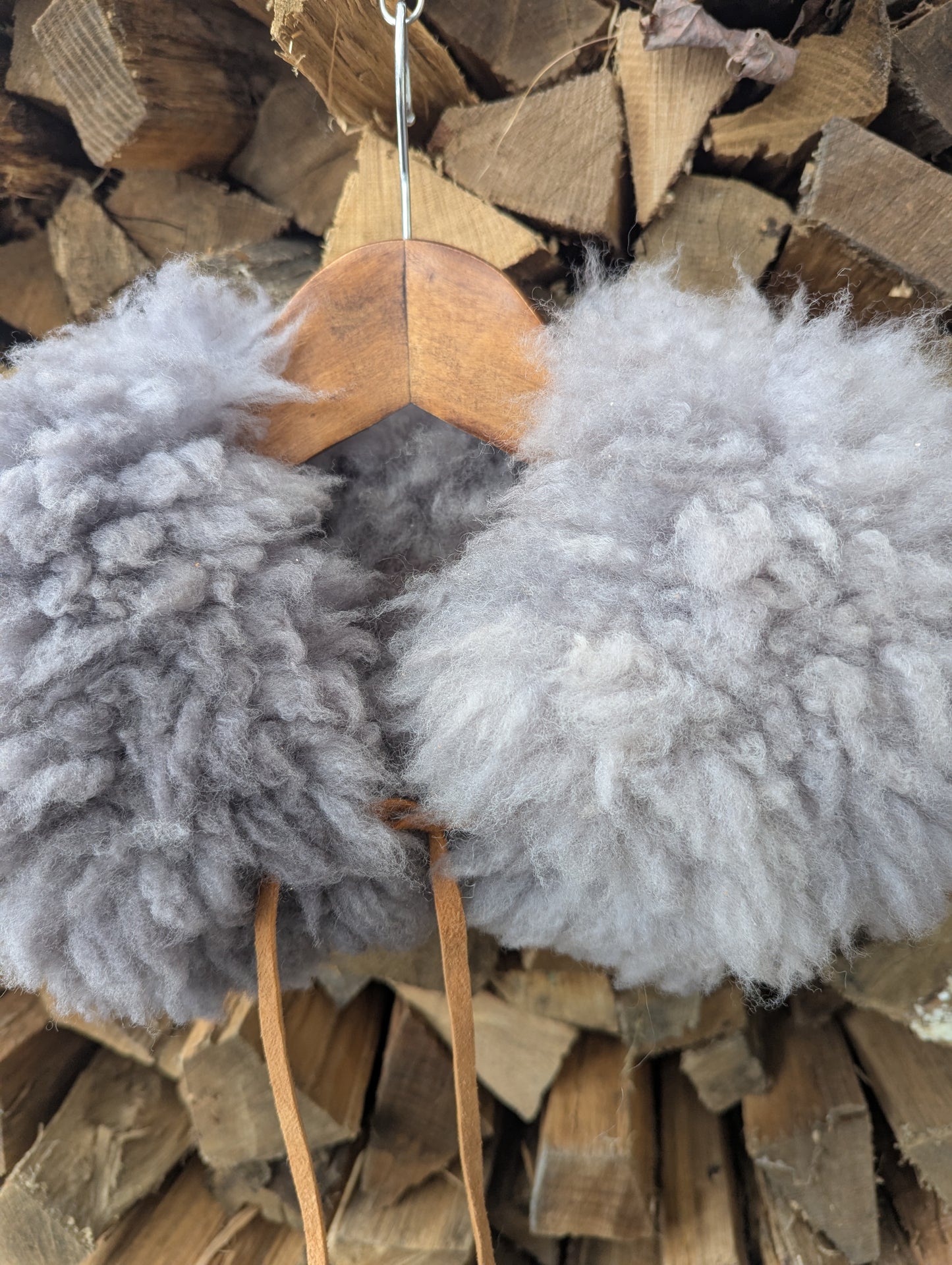 Large dyed collar #2