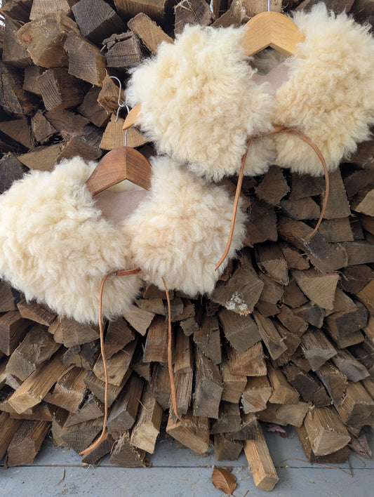 Large white sheepskin collars