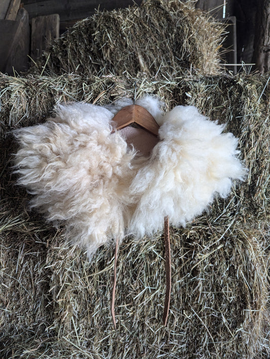 Sheepskin collar #6