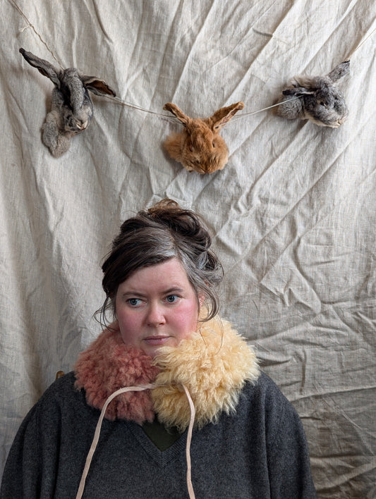 Large dyed collar #18