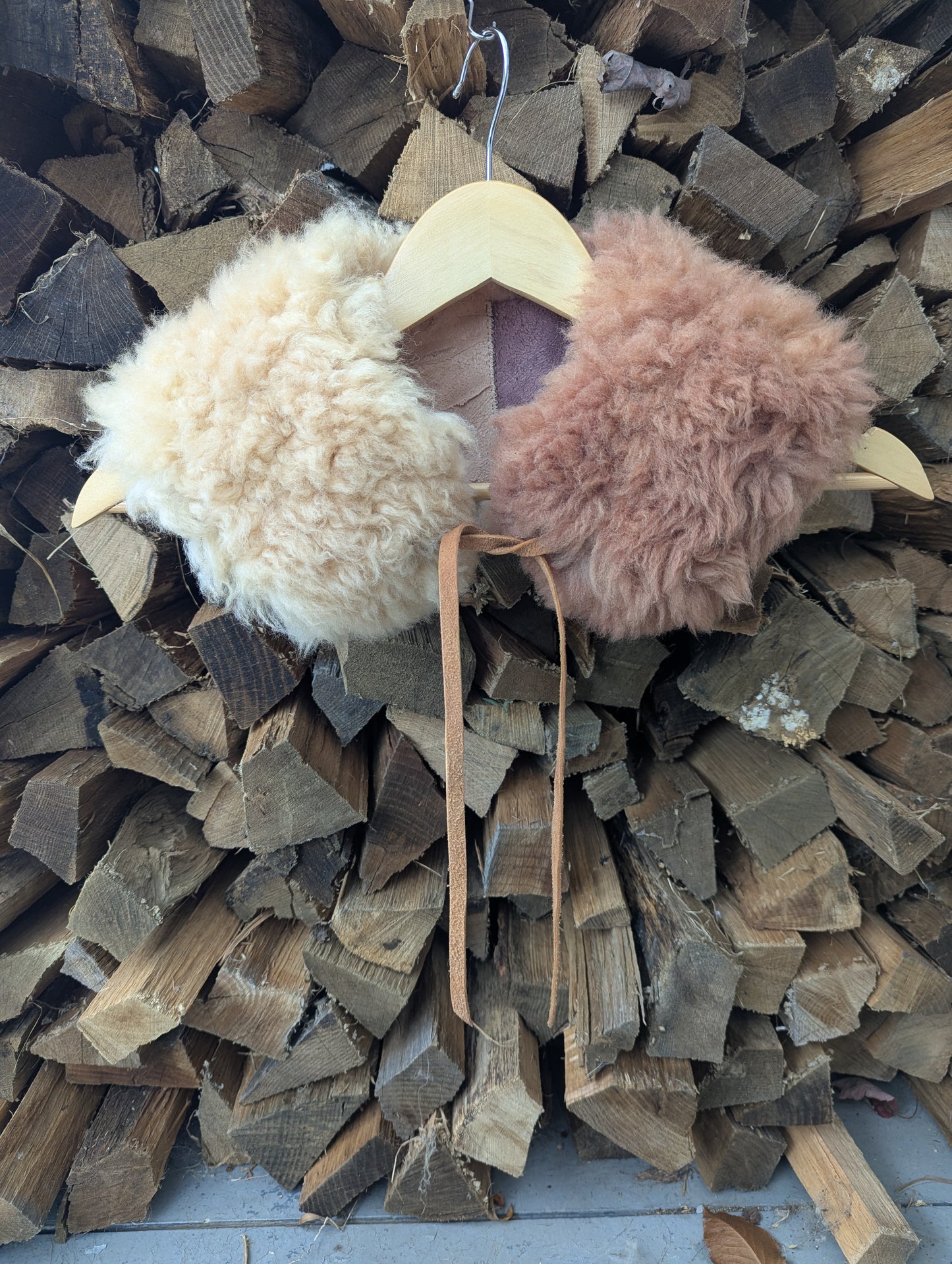 Large dyed collar #7