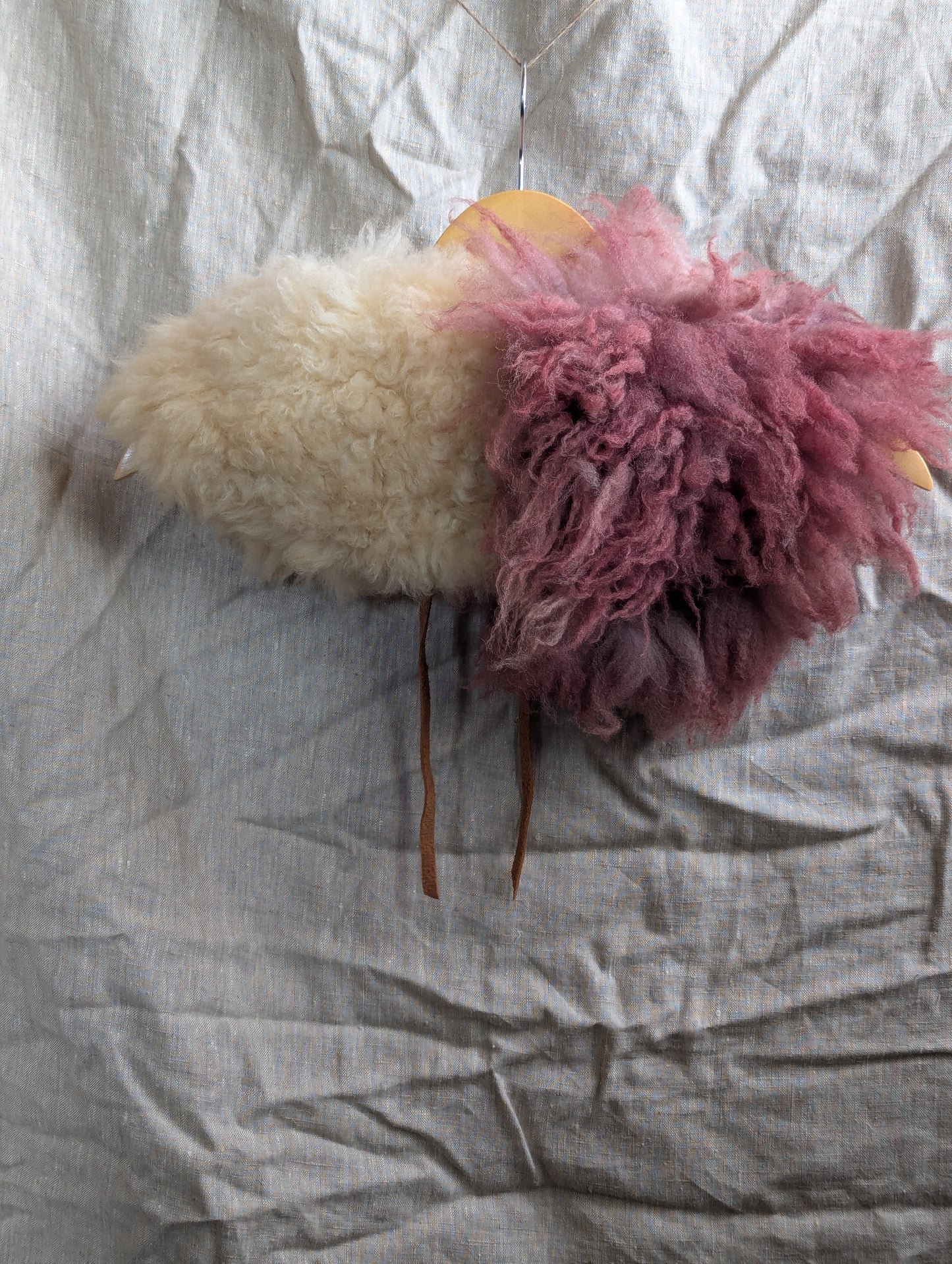 Large dyed collar #16