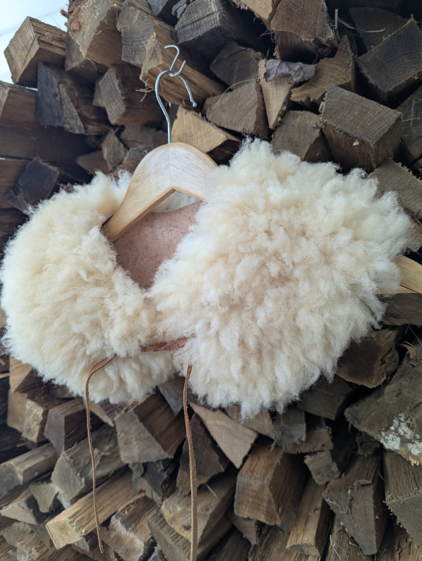 Large undyed collar #5