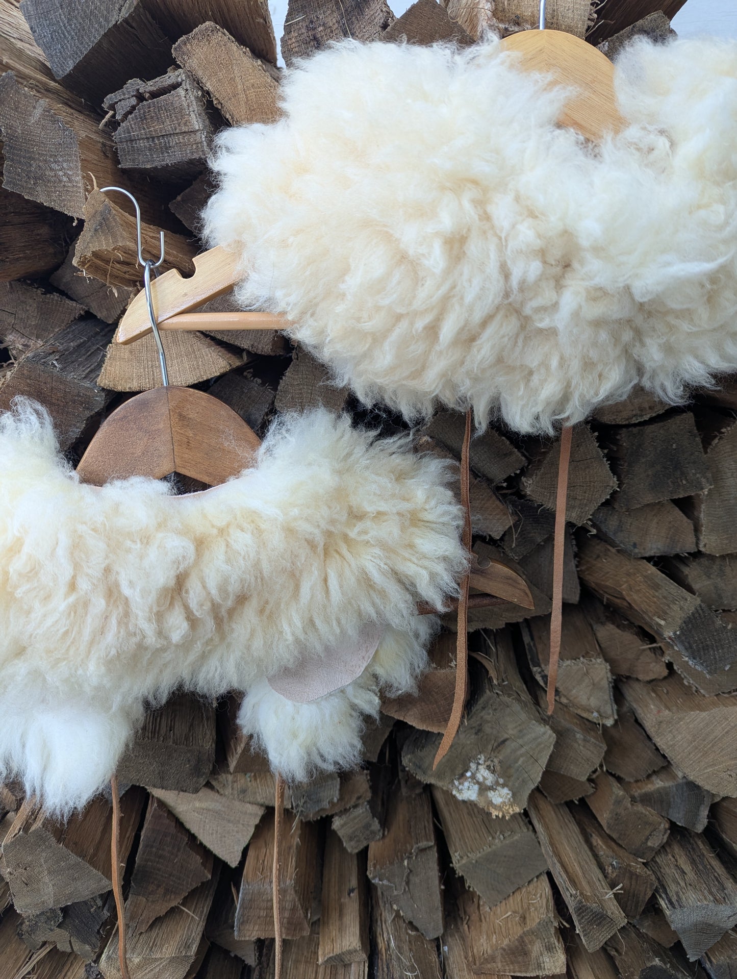 Small white sheepskin collars