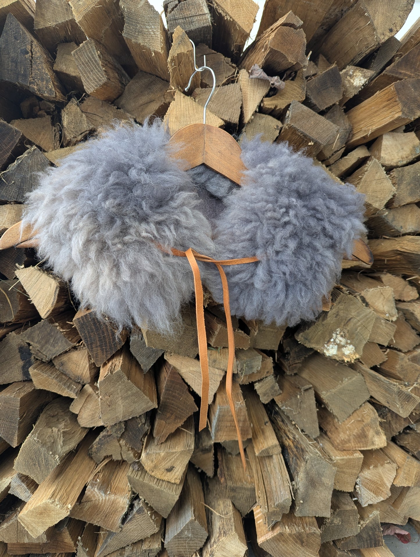 Large dyed collar #1