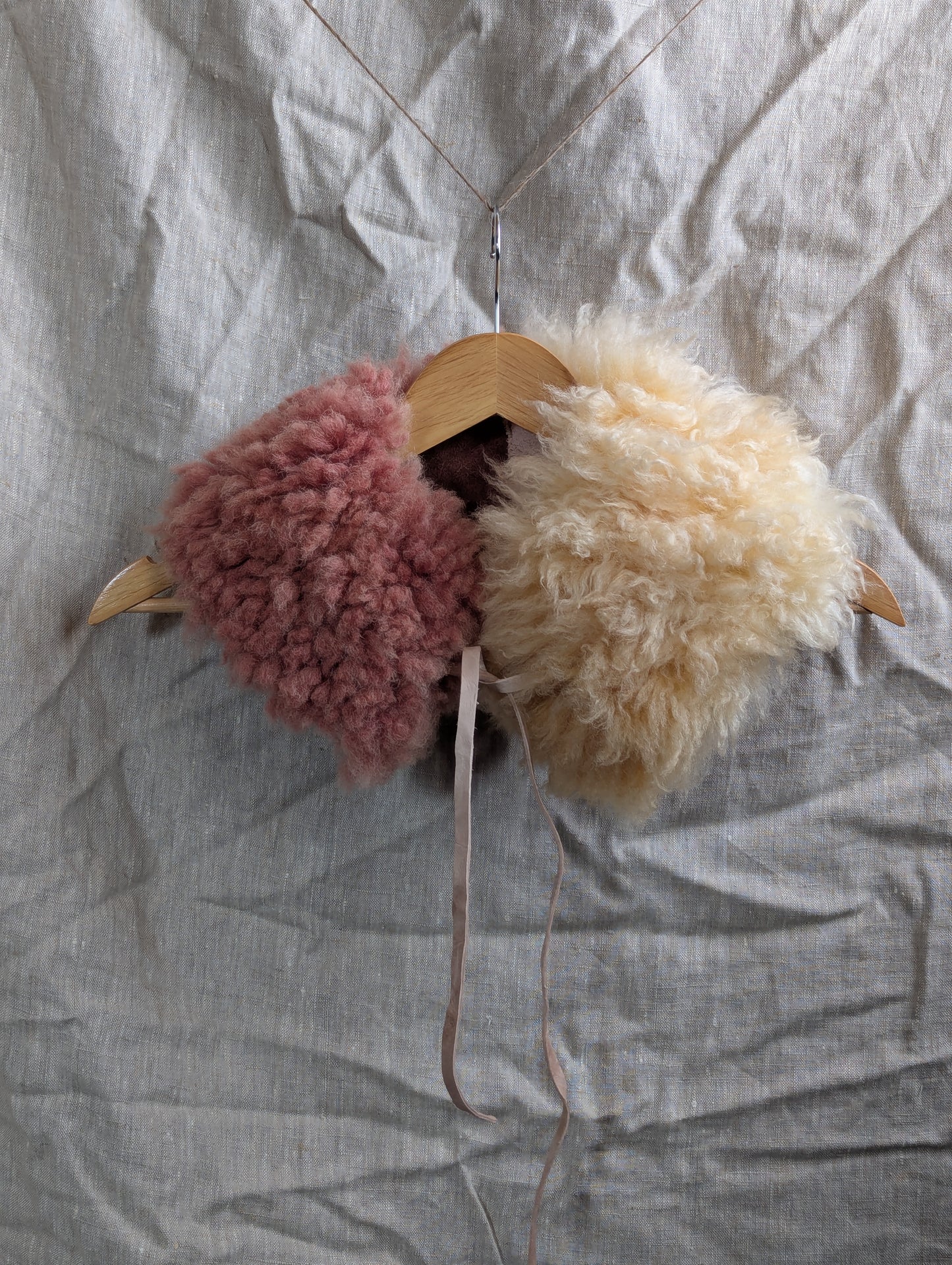 Large dyed collar #18