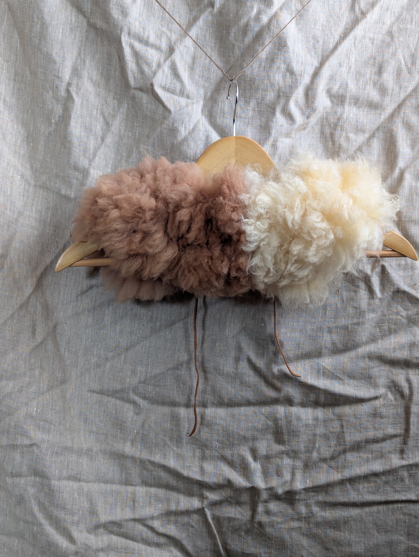 Small dyed collar #17