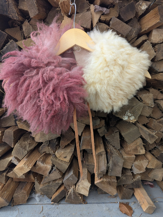 Large dyed collar #16